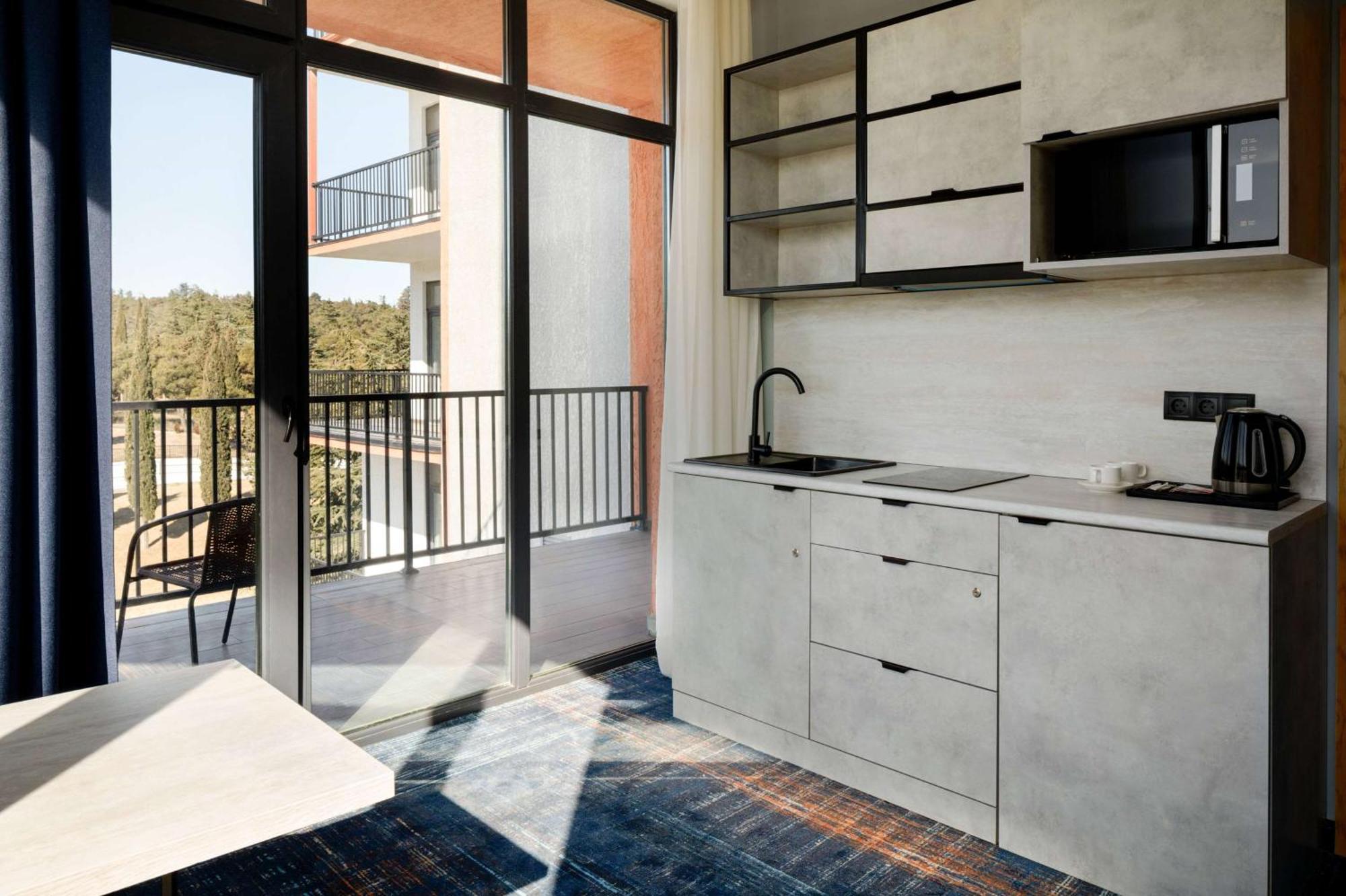 Gino Seaside Tbilisi, Trademark Collection By Wyndham 外观 照片